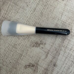 Estee Lauder Defining Powder Brush - Black and White